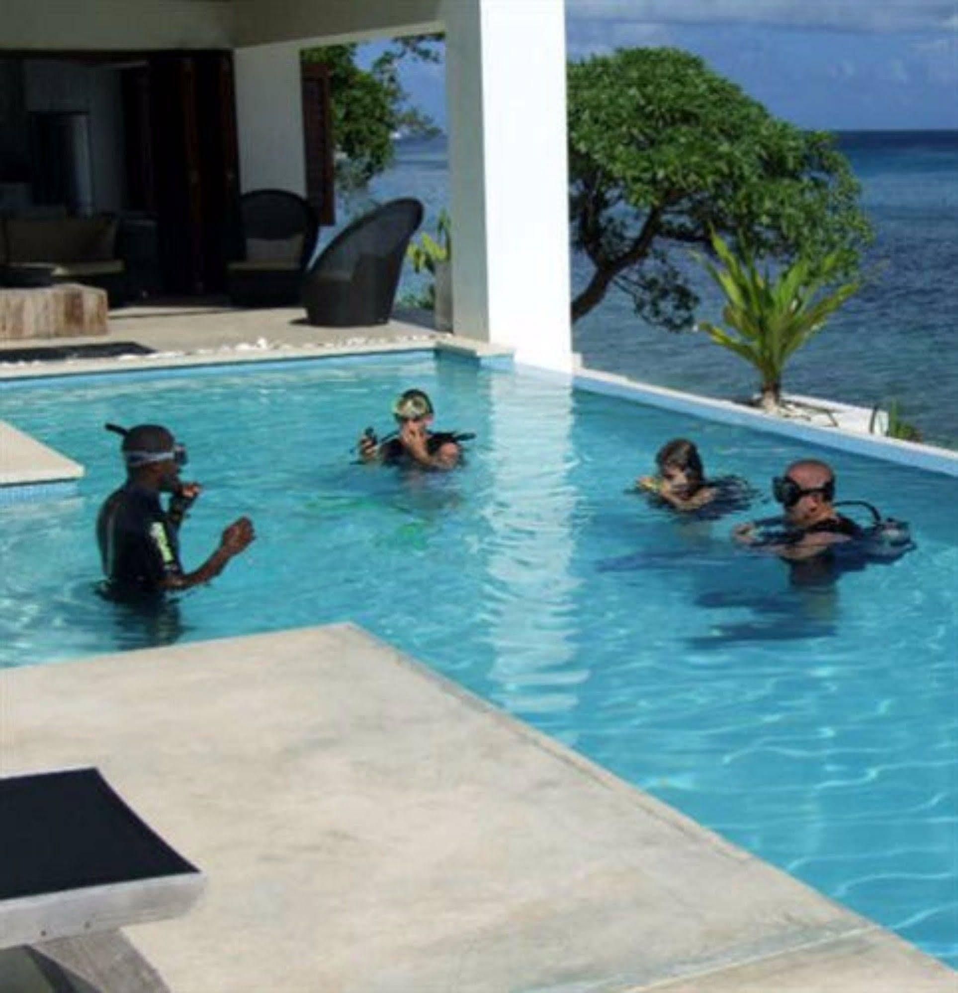 Villa 25 Port Vila Buitenkant foto
